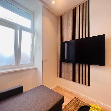 Zeus Design Apartment Schlosspark Schoenbrunn Wien Ngoại thất bức ảnh